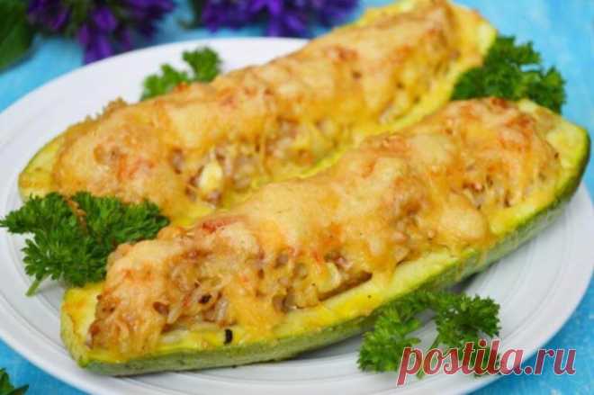 КАБАЧКИ, ФАРШИРОВАННЫЕ ФАРШЕМ