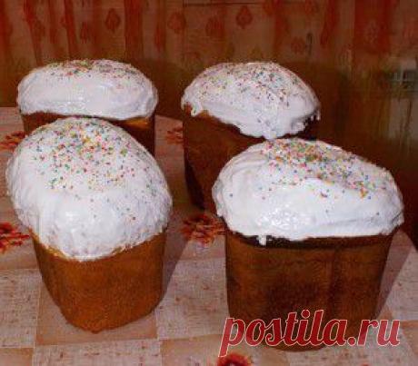 Кулич с изюмом