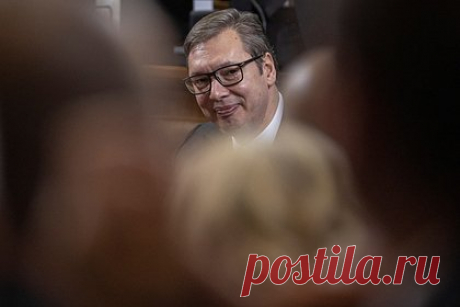 Российский посол рассказал об отношении нового правительства Сербии к санкциям. Новое правительство Сербии продолжит отказ от антироссийских санкций. Такое мнение выразил посол России в Сербии Александр Боцан-Харченко. Дипломат указал на то, что президент Сербии Александр Вучич назвал новый кабмин во главе с премьером Аной Брнабич правительством преемственности.