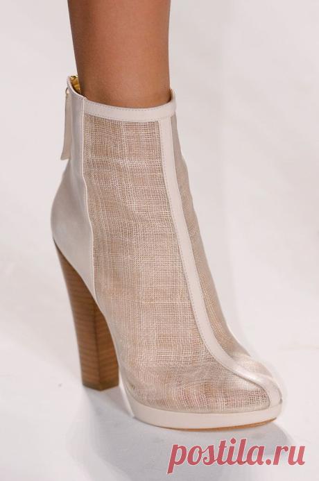 Shoes! The Best From New York's Spring 2013 Runways