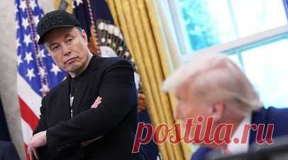 Американист предположил, что ссора Маска и Трампа может быть элементом сговора. Доктор политических наук, американист Рафаэль Ордуханян в беседе с RT рассказал, что могло стать причиной конфликта президента США Дональда Трампа и американского предпринимателя Илона Маска. Читать далее
