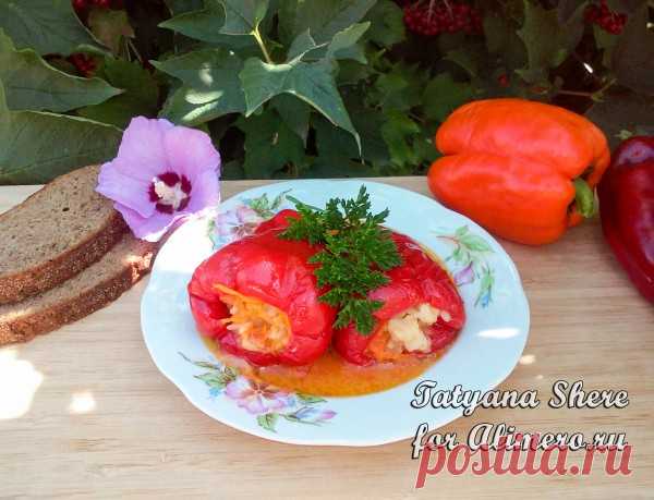 Фаршированные перцы морковью и рисом