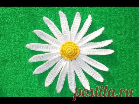 Как связать ромашку - Crochet camomile. Ромашка пышная крючком. Видео мастер-класс.