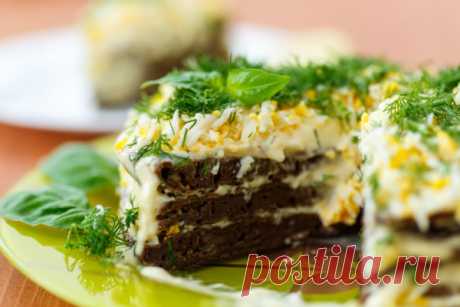 Печеночный торт с творогом и чесноком - Рецепты. Кулинарные рецепты блюд с фото - рецепты салатов, первые и вторые блюда, рецепты выпечки, десерты и закуски - IVONA - bigmir)net - IVONA