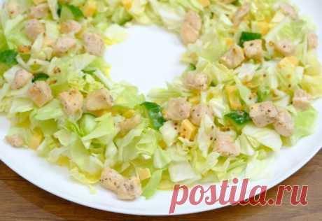 2 новых рецепта салатов из капусты с очень вкусными заправками Новые рецепты салатов из капусты с очень вкусными заправками. Один салат с азиатскими нотками очень сочный, вкусный, насыщенный! Второй рецепт с более привычными нам сочетаниями ингредиентов получается нежным, сбалансированным и очень вкусным...