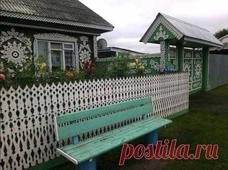 Дом, где резной палисад...