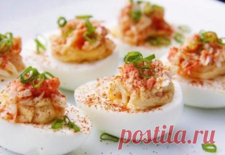 Фаршированные яйца: 25 вариантов начинки с фото, рецепты