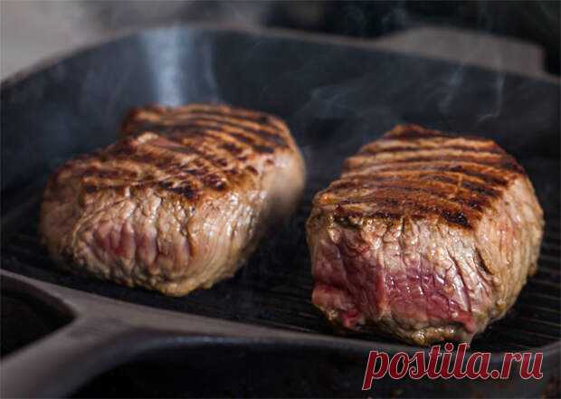 Основные правила жарки стейка - Steak Lovers - 18 апреля - 43550007052 - Медиаплатформа МирТесен Приготовление стейка — дело одновременно и простое, и сложное. Простое потому, что здесь используется, наверное, самый распространенный способ термической обработки продуктов — жарка. А сложность заключается в том, что нужно учесть множество нюансов, и сделать это нужно до самой жарки, поскольку на - 18 апреля - 43550007052 - Медиаплатформа МирТесен