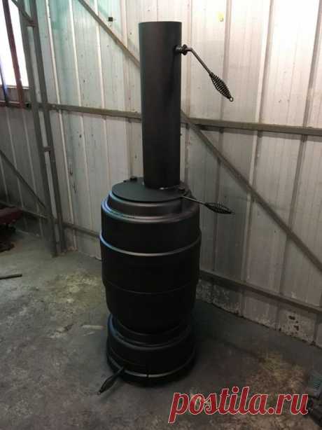 Печь из тормозных барабанов Небольшая статья, как сделать печь из старых тормозных барабанов грузовых автомобилей. Для изготовления печи мастер-самодельщик использовал следующие Инструменты и материалы:-УШМ;-Диски отрезные и шлифовальные;-Сварочный аппарат;-Тиски;-Тормозные барабаны;-Металлический лист;-Металлическая