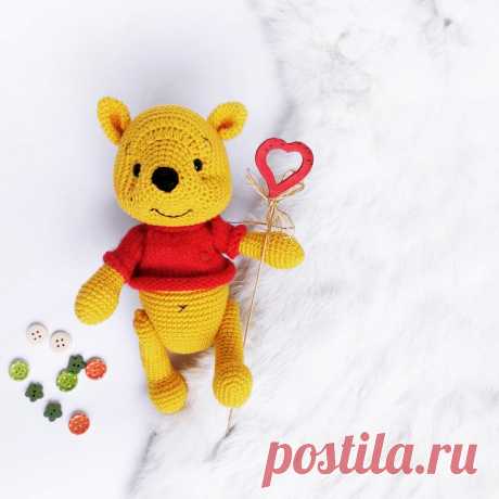 PDF Винни Пух крючком. FREE crochet pattern; Аmigurumi doll patterns. Амигуруми схемы и описания на русском. Вязаные игрушки и поделки своими руками #amimore - Винни Пух, Winnie the Pooh, медведь, зефирный медвежонок, плюшевый мишка, teddy bear, oso, suportar, ours, bär, ayı, niedźwiedź, medvěd, bära. Amigurumi doll pattern free; amigurumi patterns; amigurumi crochet; amigurumi crochet patterns; amigurumi patterns free; amigurumi today.