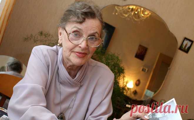 Умерла актриса Нина Агапова, сыгравшая в «12 стульях» и «Зигзаге удачи». Советская и российская актриса театра и кино, заслуженная артистка РСФСР Нина Агапова умерла в возрасте 95 лет.