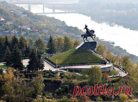 КАКАЯ КРАСОТА....
Надежда Болдырева (Шарипова)

Уфа,столица Башкирии. Памятник Салавату Юлаеву над рекой Белой.