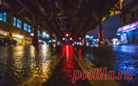Озвучены особенности безопасного вождения во время дождя
