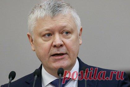 Депутат объяснил отказ посла США посетить заседание комиссии Госдумы. Депутат Госдумы, глава комиссии по вмешательству в дела России Василий Пискарев объяснил отказ посла США Линн Трейси посетить заседание думской комиссии. По его словам, отказ подтверждает обоснованность выводов парламентского расследования об опасности биолабораторий Пентагона по периметру российских границ.