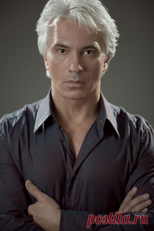 Dmitri Hvorostovsky & a list of the male persuasion  /  Источник:  
operatoonity.com   |  Pinterest