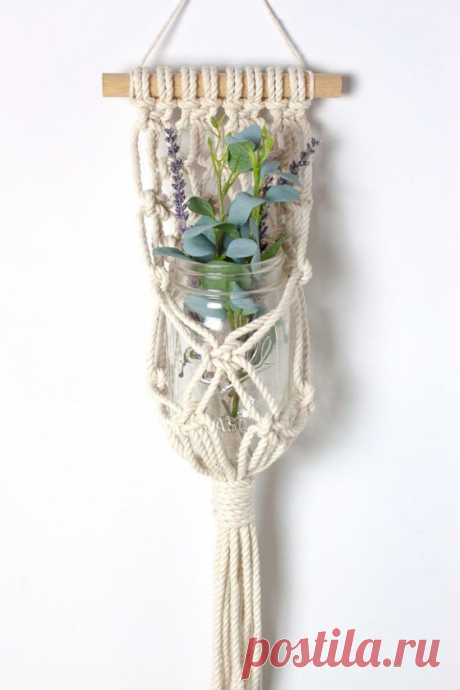 Hanging-Macrame-Planter