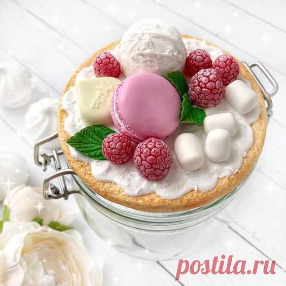 (4) Pinterest