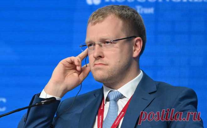 Мэр латвийского города Даугавпилс назвал Крым частью России. Элксниньш назвал Крым частью России и подчеркнул, что говорил об этом не раз. Он отказался считать Россию агрессором, но заявил, что ответственность за конфликт на Украине несут Киев, Вашингтон и Москва