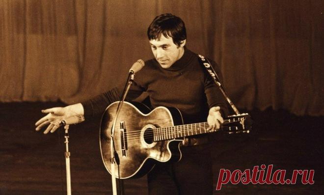 Редкая запись - Высоцкий поет на идиш Редкая студийная запись песни «Здравствуйте, мое почтенье», в другом варианте «Тихорецкая» в исполнении молодого Владимира Высоцкого. Запись датируетс