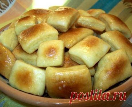 Пампушки на кефире с чесночным саламуром