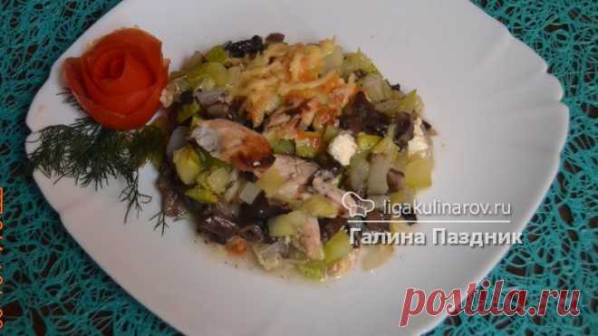 Курица с грибами и кабачком, рецепт пошаговый от Лиги Кулинаров. Рецепт курицы с грибами и кабачком, рецепты Лиги Кулинаров.