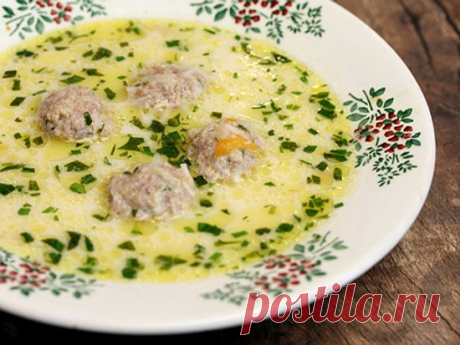 Суп с фрикадельками.