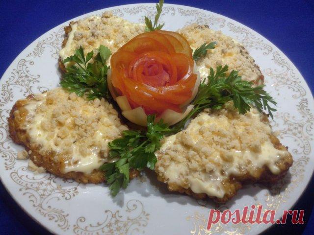 Нежная куриная грудка под чесночно-ореховым соусом • retsept-prigotovleniya.ru