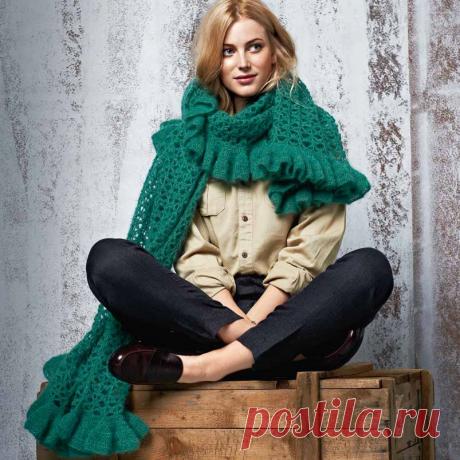 Ажурный палантин с воланом. Спицами. / Сайт Люди вяжут
