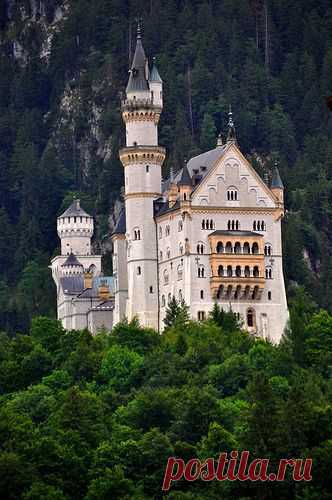 Neuschwanstein Castle | Castles