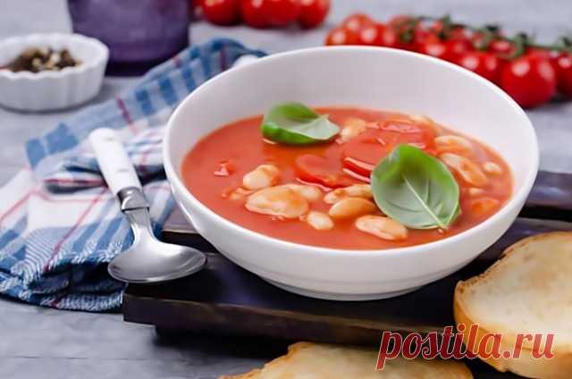 Томатный суп с фасолью: ТОП-10 очень вкусных рецептов.
Добрый день, дорогие читатели! Сегодня у нас разбор рецептов восхитительных и ароматных томатных супов с фасолью. Помидоры содержат в себе натуральный глутамат натрия,  а это, как известно, очень хороший усилитель вкуса. Возможно, благодаря этому томатные супы кажутся насыщенными и особенно аппетитными