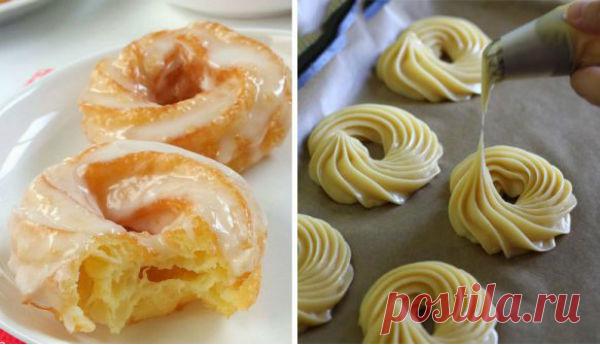 Колечки из заварного теста и в белой глазури Воздушное и деликатное пирожное из заварного теста с нежной глазурью. Очень вкусный и легкий десерт!