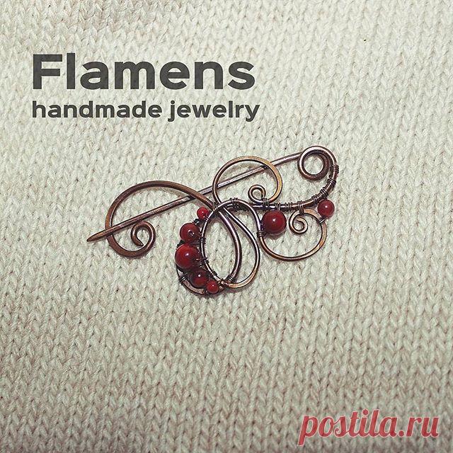 #bulavka #bijuteriasonline #bijuterias #stilllife #instalook #instagram #instagood #ooak #wirework #wirewrapjewelry #wirewrap #etsysellersofinstagram #etsy #etsyfashionhunter #etsysellersofinstagram #cuprumarenadlakażdego #cooperjewelry #nailart