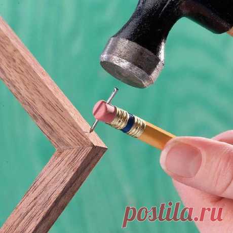 “#Woodnecklace #wood #drawknife #woodwork #woodworking #wood #woodworking #finewoodworking #chairrail #bubinga #liveedge #countertop #cdnww #epoxy…”
