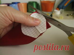 Шикарные цветы из атласных лент — это просто!