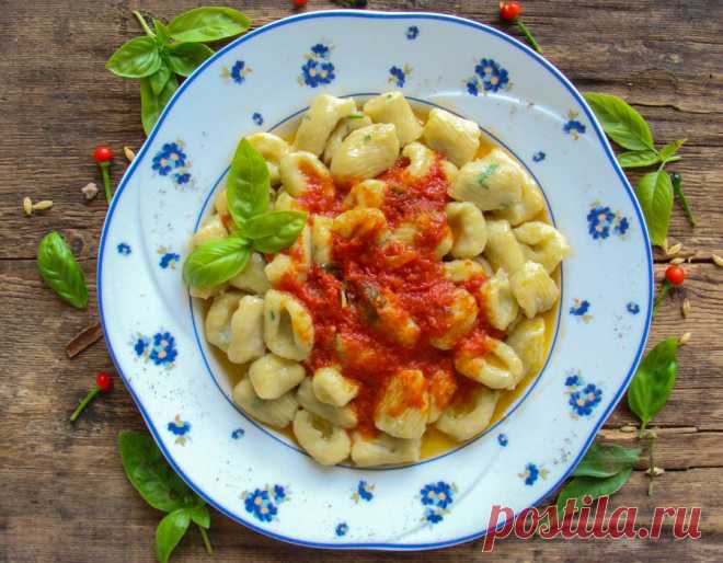 Картофельные ньокки. Как их делать? Рецепт моей свекрови, простой и вкусный. Маленькие хитрости, помогающие работать с тестом.