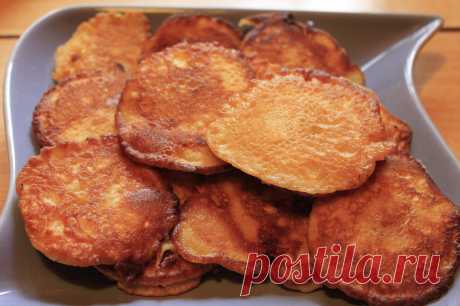 Яблочные оладьи по-новому: лучше шарлотки, вкуснее пирожных – максимально яблочные. И я поняла, что всю жизнь пекла оладьи неправильно Когда соседка позвонила и пригласила на чай с оладьями, я особо не впечатлилась. Если бы тортик, или пирожные, другое дело, а тут – оладьи. Но, чтобы не обидеть, согласилась, и не зря, потому что на...