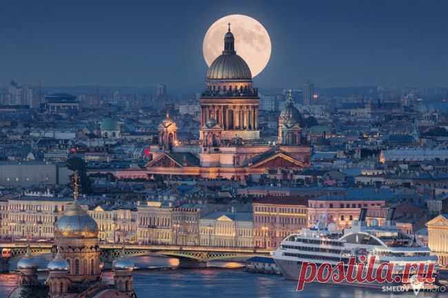 Ночной Петербург