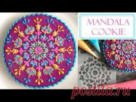 How to Decorate a Flower Mandala Cookie | Stencil & Henna Designs