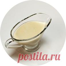 Соус сюпрем Первый этап – приготовим бульон. Заливаем телячьи кости холодной водой. Ставим на огонь. Снимаем пену при закипании. Варим четыре часа на слабом огне. Частично накрываем крышкой. Сливаем бульон в сотейник через сито.