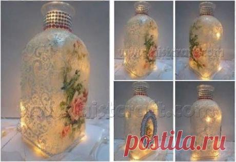 Декупаж бутылки с использованием рисовой бумаги и хрустальной пасты