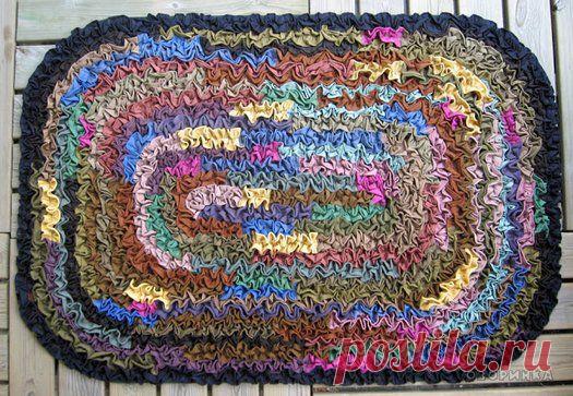 ОРИГИНАЛЬНЫЕ КОВРИКИ ИЗ ЛОСКУТКОВ СВОИМИ РУКАМИ