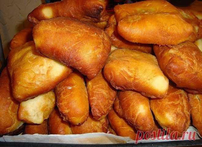 Самое вкусное тесто для быстрых пирожков - Fav0rit77.ru Ингредиенты: мука — 500 грамм молоко — 1 стакан сахар — 1...