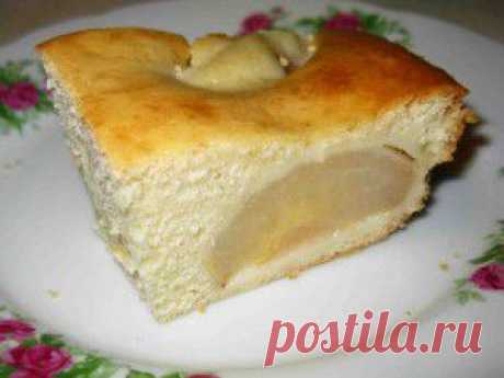 Шарлотка грушевая