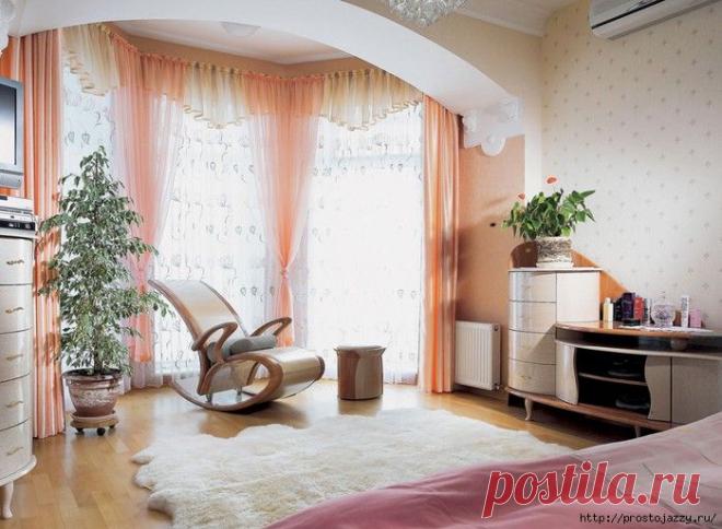 Присоединяем лоджию к комнате.