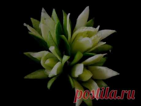 sculptez une fleur en concombre - YouTube