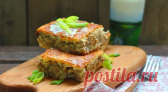 Как же давно я искала именно этот рецепт!
Всего 15 минут: заливной мясной пирог. Этот сытный пирог просто обожают мужчины! Не останется ни кусочка!

Ингредиенты
2 яйца
0.5 ч. ложка соли
1 стакан муки
1 стакан кефира
0.5 ч. ложка соды
300 гр фарша
2-3 луковицы, порезать кубиками
соль, перец — по вкусу
 Способ приготовления
1. Кефир перемешиваем с содой и оставляем минут на 5.
2. Затем добавляем остальные ингредиенты и хорошо перемешиваем.
3. Фарш смешиваем с любимыми специя...