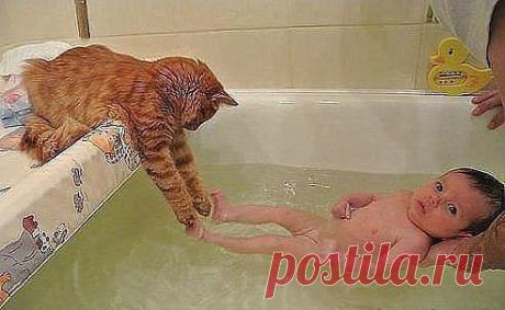 Дай пяточки потру.......))))
