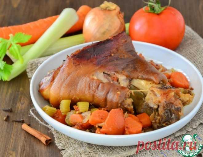 Ароматная рулька, запеченная с овощами – кулинарный рецепт