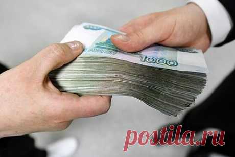 Доля рубля в торговле с другими странами упала до минимума. По итогам ноября доля расчета в рублях за российский экспорт сократилась до 33,8 процента, что стало минимумом с августа 2022 года. Еще в октябре на российскую валюту приходилось 38,1 процента. По результату за ноябрь доля валют недружественных стран составила 26,8 процента, а остальных — 39,4 процента.