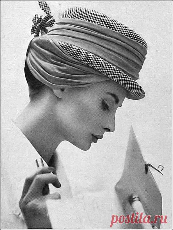 Nancy Egerton is wearing a brief bowler swathed round a sh… | Flickr